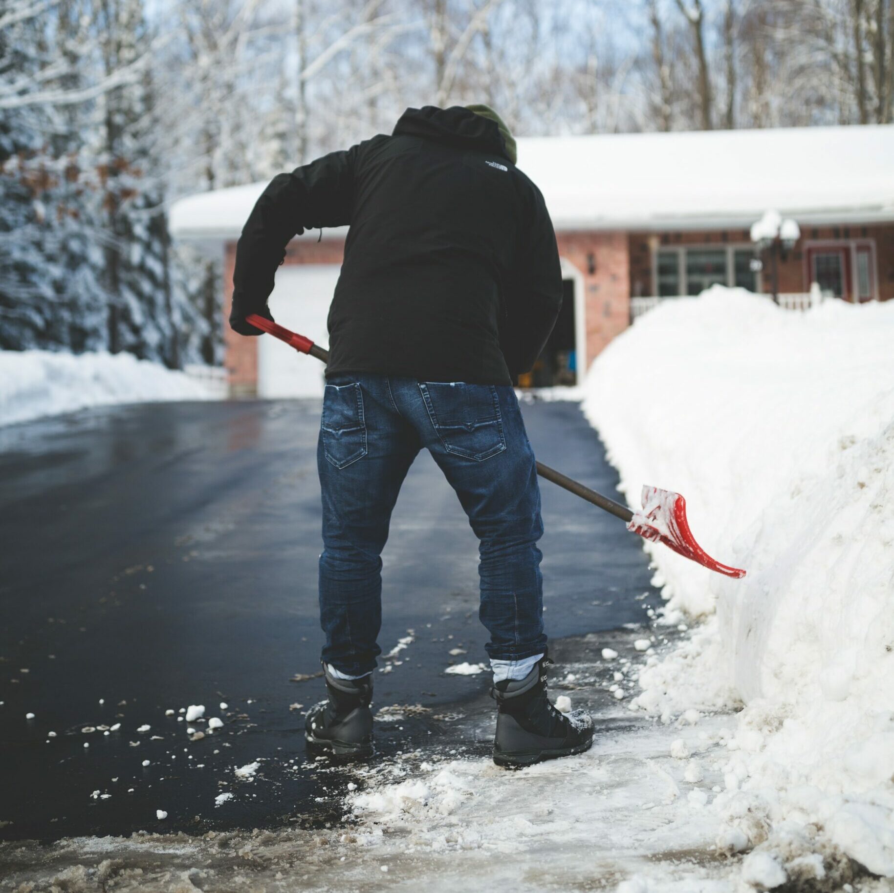 cropped-snow-removal-for-seniors-winona2-scaled-1.jpg
