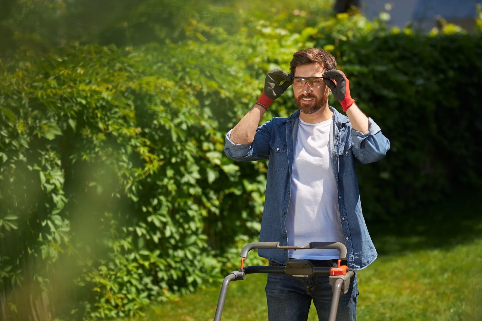 Guide on Is A Landlord Responsible For Yard Maintenance In Ontario