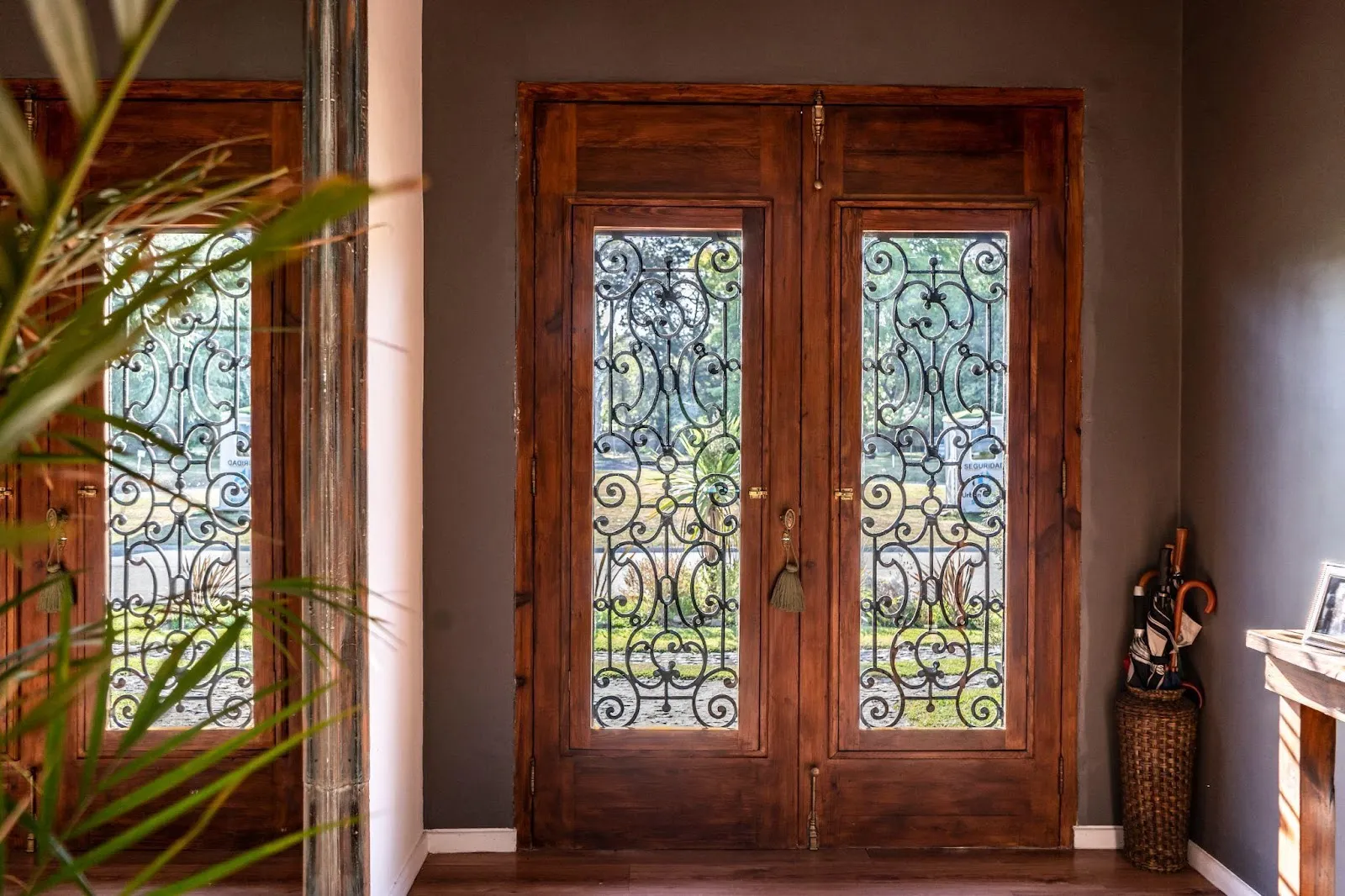 Guide on Can You Add A Glass Insert To A Wood Door In Ontario?