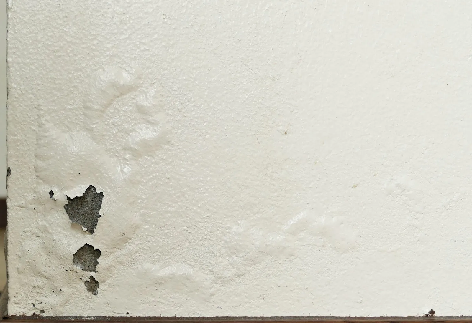 Here Are Five (5) Common Winter Painting Mistakes In Canada And How To Fix Them