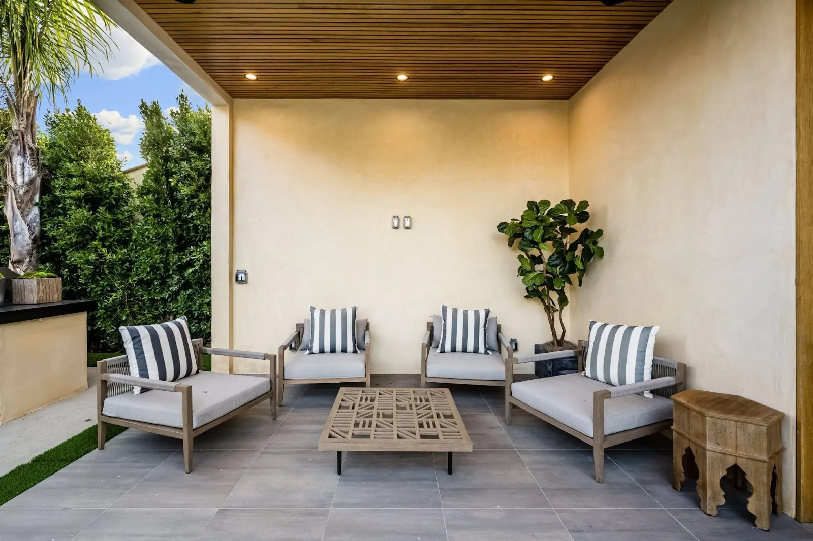 Does Outdoor Space Increase Home Value in Summer in Canada