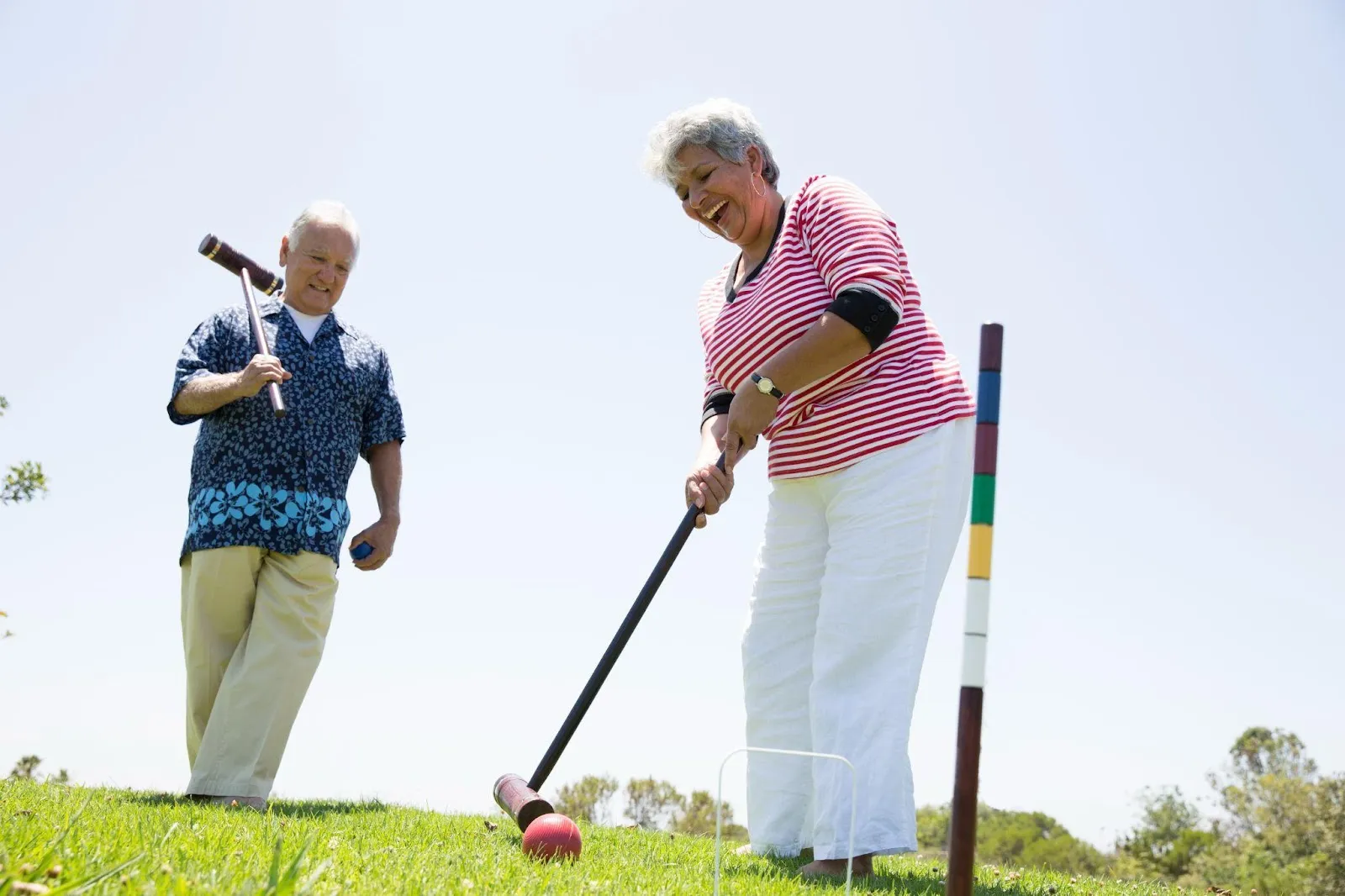 What Are 7 Popular Outdoor Games for Seniors in Ontario, Canada?