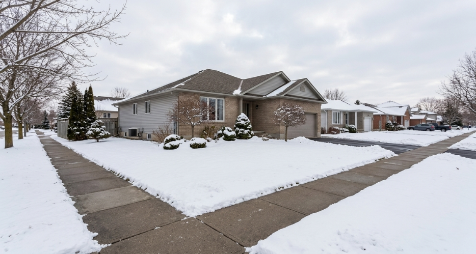 fast-snow-removal-services-in-Ontario.